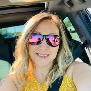 Meet your Posher, Cami